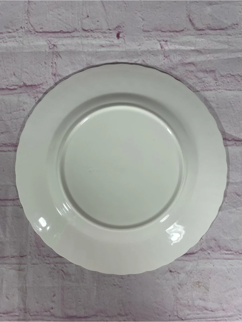 Vintage Minton White Fife Bone China 3 Salad Plates 7 7/8” England Discontinued